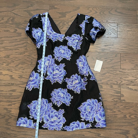 Mark and James for Badgley Mischka Floral SZ 6 NWT - Picture 6 of 11